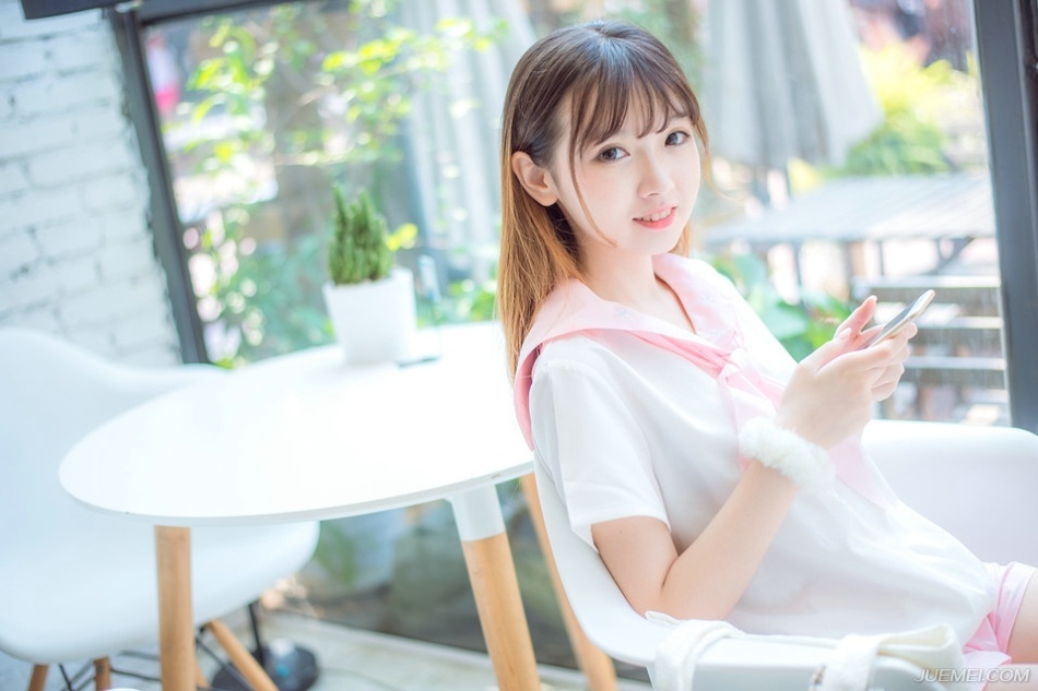 没有条件的朋友，不叫朋友，那叫手足了。——三毛《随想》